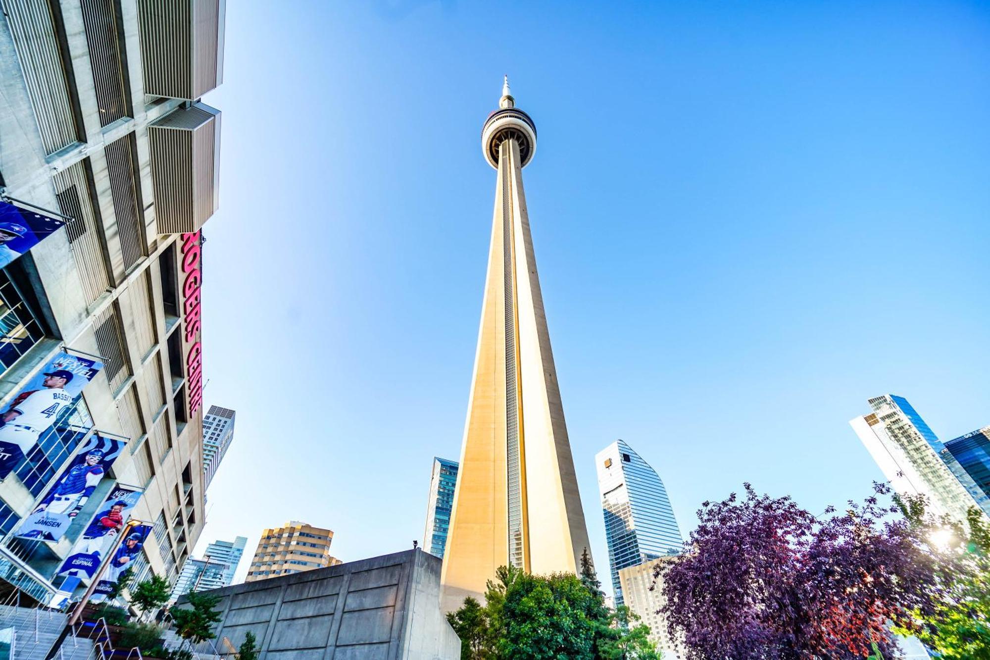Chol Furnished Suites Heart Of Downtown Toronto, 2 Beds, Free Parking, Cn Tower View المظهر الخارجي الصورة